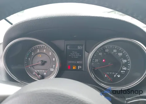 2012 Jeep Grand Cherokee Laredo z USA, uszkodzony, nr VIN 1C4RJFAG2CC341423